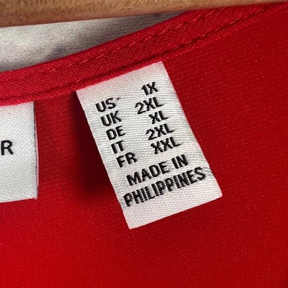 Susan Graver Women's 1X Red Sheer Sleeve Tie Detail V-Neck Tunic Elegant Blouse - Picture 7 of 13